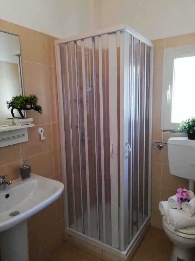 Casa Vacanze Valente Санта-Марія-дель-Чедро Екстер'єр фото