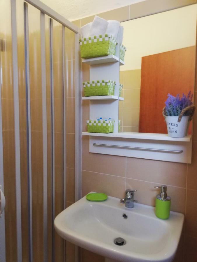 Casa Vacanze Valente Санта-Марія-дель-Чедро Екстер'єр фото